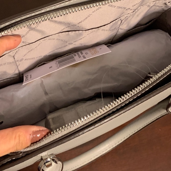 NWT MICHAEL KORS ELLIS CONVERTIBLE SATCHEL - Picture 6 of 8